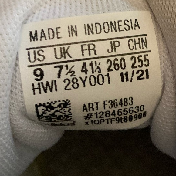 Adidas - Picture 6 of 6